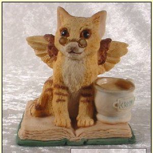 Vintage Pocket Dragon Figure "The Library Cat"